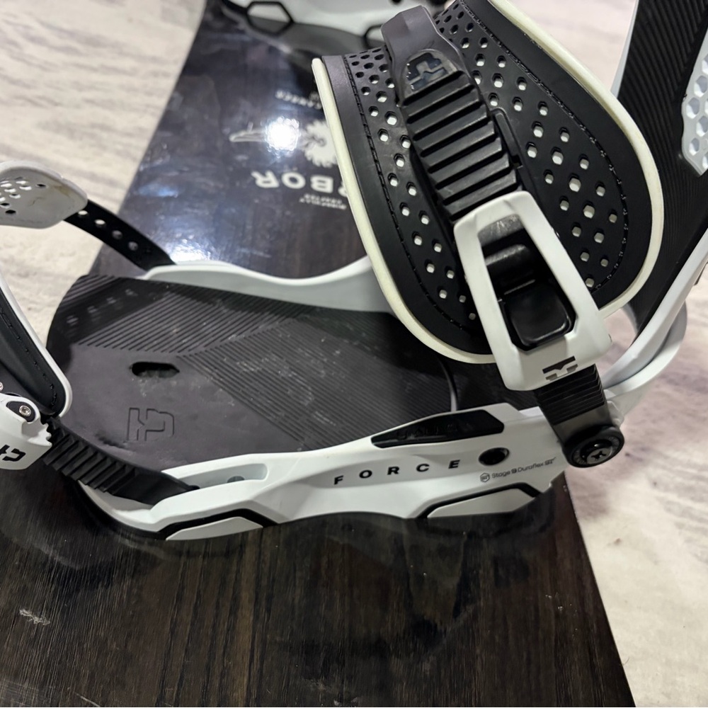 Arbor Element Camber 156 with Union Force medium bindings - Picture 5 of 5